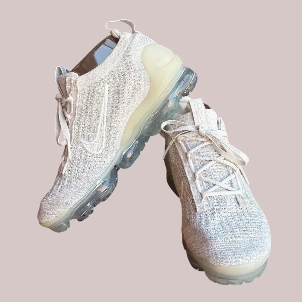Nike Air Vapormax Flyknit Sneaker in Phantom Metallic Silver - Open Weave size 7